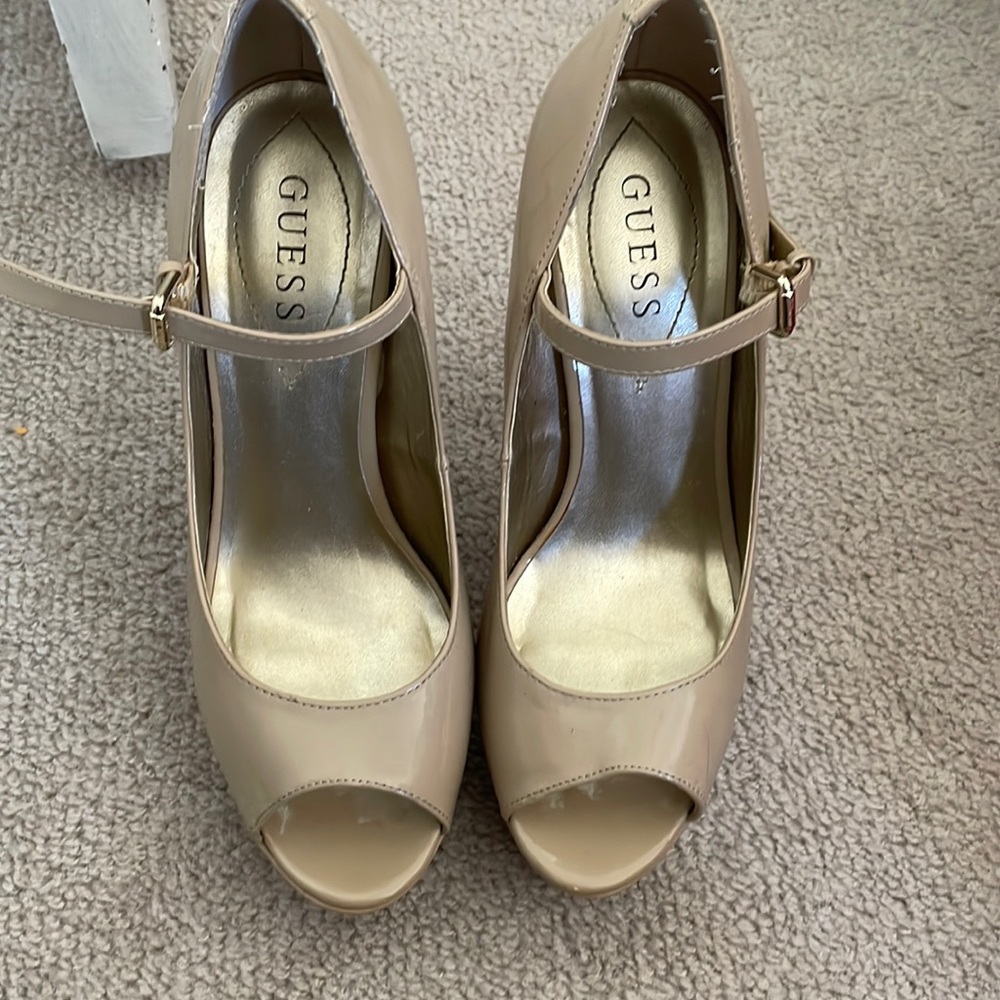 Guess patent leather high heels